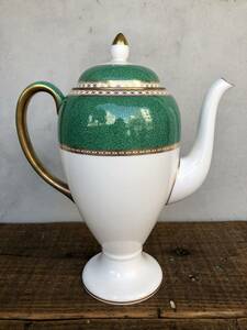 ★未使用★希少品★Wedgwood（ウェッジウッド）ULANDER ユーランダー パウダーグリーン コーヒーポット 緑 ボーンチャイナイングランド製