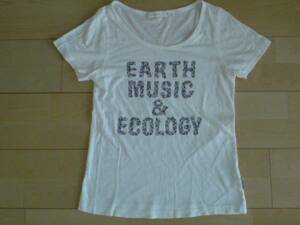 earth music&ecology アース◎ロゴプリントTシャツ/白/S