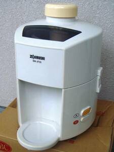 注目：ZOJIRUSHI★象印 ジューサー BM-JF05 本体のみ★中古美品