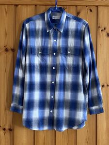 GAP ☆ チェックシャツ 長袖シャツ ネルシャツ size L ブルー　ボーイフレンドフィット　レディース