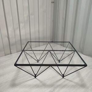 【引取歓迎】【配送無料地域あり】ガラステーブル　リビングテーブル　正方形　ブラックフレーム　シンプル　モダン　ローテーブル　脱着可