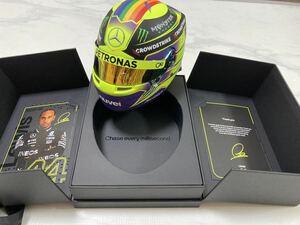 ルイス・ハミルトン 1/2 レプリカヘルメット メルセデス F1 2024 パドッククラブ贈呈品 検索:1/43 1/5 マクラーレン ドライバーズカード