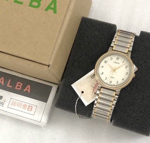 SEIKO ALBA URBAN 日本製 ウォッチ 稼動 ウォッチ 薄型 コンビ カラー シンプル デザイン 時計 好きに も セイコー アルバ 共用 シェア