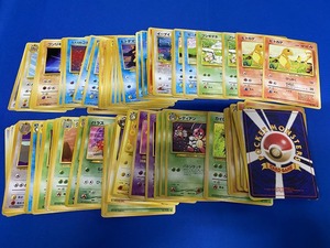 カード[5488] ポケモンカード　旧裏面　まとめて約110枚 ◆ネコポス可◆わるいカイリュー　ピジョット　フシギダネ　ヒトカゲ　ゼニガメ