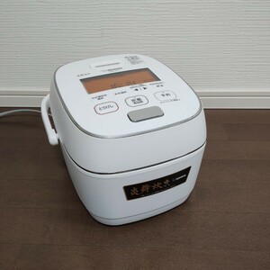 ZOJIRUSHI 象印 圧力IH炊飯ジャー 炎舞炊き NW-PS10型 5.5合炊き 炊飯器 2020年製 【簡単動作確認済】