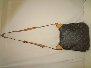 ルイヴィトン LOUIS VUITTON モノグラム オデオンPM モノグラム M56390