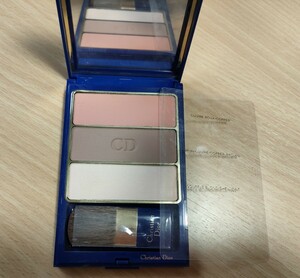 ◆送料無料◆ Dior チークEFFETS BLUSH 602 copper tones ブロンザー ミニチークブラシ 3色チーク