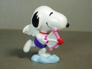 ピーナッツ スヌーピー PVCフィギュア バレンタインデー 天使 Snoopy Peanuts