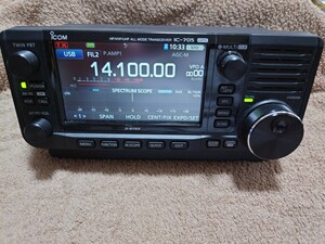 IC-705 デスクトップスタンド付き　HF~430MHzオールバンド D-STAR　アイコム ICOM