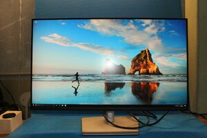 【DELL】Dell プロフェッショナルシリーズ P3223DE 31.5インチ USB-C HUB モニタ－ / HDMI、DisplayPort入力 / 動作確認済み