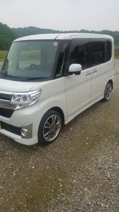 DAIHATSUタントカスタムLA600s