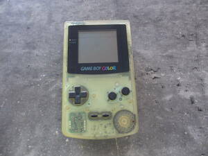 ニンテンドー GAME BOY COLOR/ゲームボーイ カラー/CGB-001/スケルトン イエロー系/通電確認済み 動作未確認 ジャンク