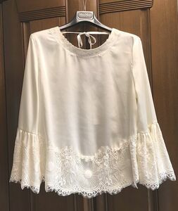 blugirl Blumarine ブルーガール・ブルマリン★レース・ブラウス・アイボリーホワイト・サイズ42・M～L★未使用★送料無料