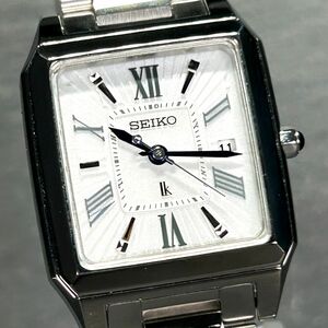 美品 SEIKO セイコー LUKIA ルキア SSVW159 腕時計 電波ソーラー アナログ カレンダー ステンレススチール フルオートカレンダー シルバー