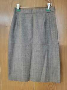 ジャンク　チャコールグレータイトスカート　W６３