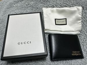 【新品】【希少】GUCCI 二つ折り財布　札入れヴィンでロゴ　547585