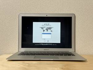 MacBook Air 13-inch Mid 2013 A1466 1.3 GHz Intel Core i5 128GB SSD 4GB 1600MHz DDR3 Intel HD Graphics 5000