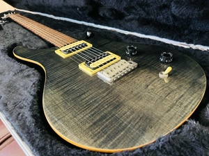 超目玉特価品！！★PRS SE Custom！!★クラシカルな中にモダンさを兼ね備えたモデル！！★限定1本入荷！！