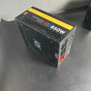 「G_223」Thermaltake TOUGHPOWER GRAND RGB 850W TPG-850DH3FCG-R 対応のプラグインケーブル無し　本体のみ