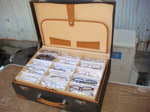 ◆◇A511【新品】高級メガネ眼鏡　ドイツ・フランス・日本製　ニコン・ローデンストック・ホヤ・シルエット・レノマ等45本（ケース付）◇◆