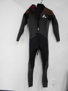 ☆ウェットスーツ　M～L？　XCEL WETSUITS　エクセル　ドライスーツ　サーフィン　1度着用のみ美品