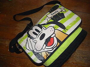 Goofy ショルダーバッグ　　良品USED。