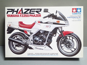 タミヤ 1/12 YAMAHA (ヤマハ) FZ250 フェ-ザー 未組立