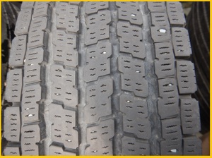 パT4062①■215/70R17.5 118/116L LT YOKOHAMA ICEGUARD IG91 16年 1本のみ■条件付 送料無料■トラック エルフ キャンター スペア