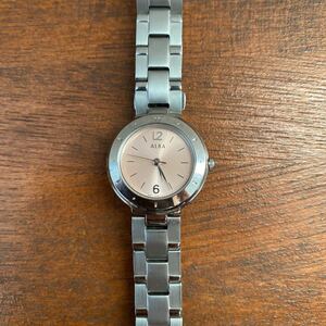 腕時計ALBA レディース V501-0DW0 サイズ16.8cmです。