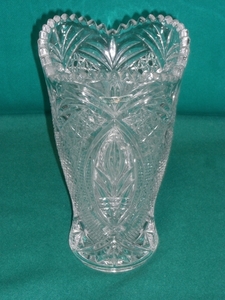 クリスタルガラス　花瓶　約４０年以上前～年代不明　アンティーク　古民家。