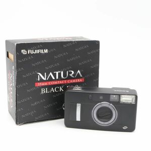 【新品級】FUJIFILM NATURA BLACK F1.9　ナチュラ　ブラック #740