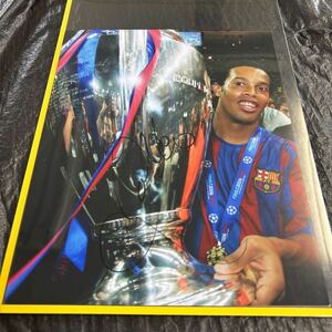 元ブラジル代表　ロナウジーニョ　直筆サイン入り　バルセロナ　8x10 フォト　Ronaldinho Barcelona Autographed Photo Brazil National 