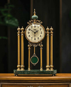 未使用★ アメリカ式　復古　置時計　机の上　応接間　やや贅沢　置物　創意　静音　置時計