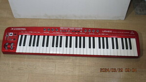 ベリンガー60鍵 UMX 610 電子キーボード 電子ピアノ デジタル 鍵盤楽器　試す環境になくて作動は未確認　中古