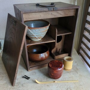 色紙箱　茶道具一式　セット　欅　木箱　志野焼　茶碗　唐銅建水　茶道具セット