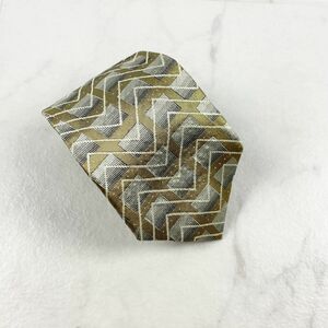 美品 ISSEY MIYAKE イッセイ ミヤケ ネクタイ 総柄 茶色 ブラウン ゴールド@LB69