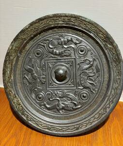 中国美術　漢代　古鏡　銅製　龍虎神獸図　銅鏡　時代物