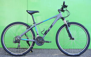 GT(ほぼ綺麗)タイヤ新品)PALOMAR AL)Shimano 21s)ct38)27.5インチ)グレーカラー)マウンテンバイク