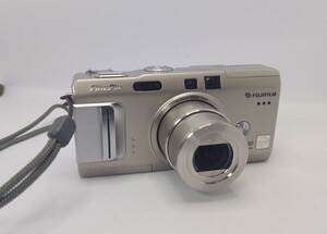 【動作品】FUJIFILM/富士フイルム FinePix F710 コンパクトデジタルカメラ オールドコンデジ 1/1.7型ハニカムCCDセンサー