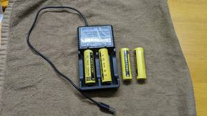 GRACETOP Li-ionBattryCharger　リチウムイオン電池 USB充電器（2本タイプ） 動作確認済み　電池4本おまけ
