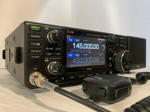 美品！ICOM アイコム IC-9700 144MHz+430MHz+1200MHz 〈SSB/CW/RTTY/AM/FM/DV/DD〉 送信出力 50W 無線機 価格 206,800円 多数付属品有り！