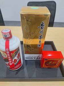 (希少)新品未開封　貴州茅台酒 マオタイ酒 天女ラベルMOUTAI KWEICHOW 中国酒 500ml 53%965g