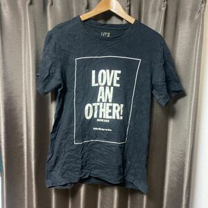 ユニクロ　LOVE AN OTHER Tシャツ Mサイズ