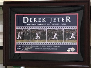 DEREK JETER　直筆サイン入り　2009.9.11 ルー・ゲーリッグの安打記録を抜いた記念の額（約44×59cm）STEINER, MLB.com 証明付