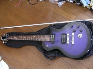 【音出し確認済み】■Burny バーニー エレキギター レスポールタイプ 青x黒 フェルナンデスのソフトケースつき JUNK扱い