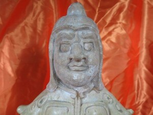 B　黄釉武人俑　大　唐時代　中国　遺跡発掘品　副葬品　陶器　明器