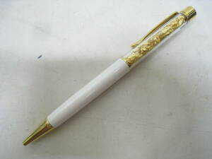新品 純金 K24 金箔入り ボールペン インク黒 0.7㎜ 開運 キラキラ ゴージャス 白 ホワイト