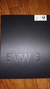 BMW i8 カタログ、