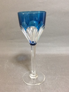 ◎サンルイ SANT LOUIS クリスタル　淡青色被せ切子　21.6cmワイングラス◎01