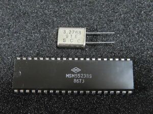 【新品 未使用】 沖電気 ラジオ周波数カウンタ兼クロック LSI MSM5523RS ＆ 水晶発振子　セット